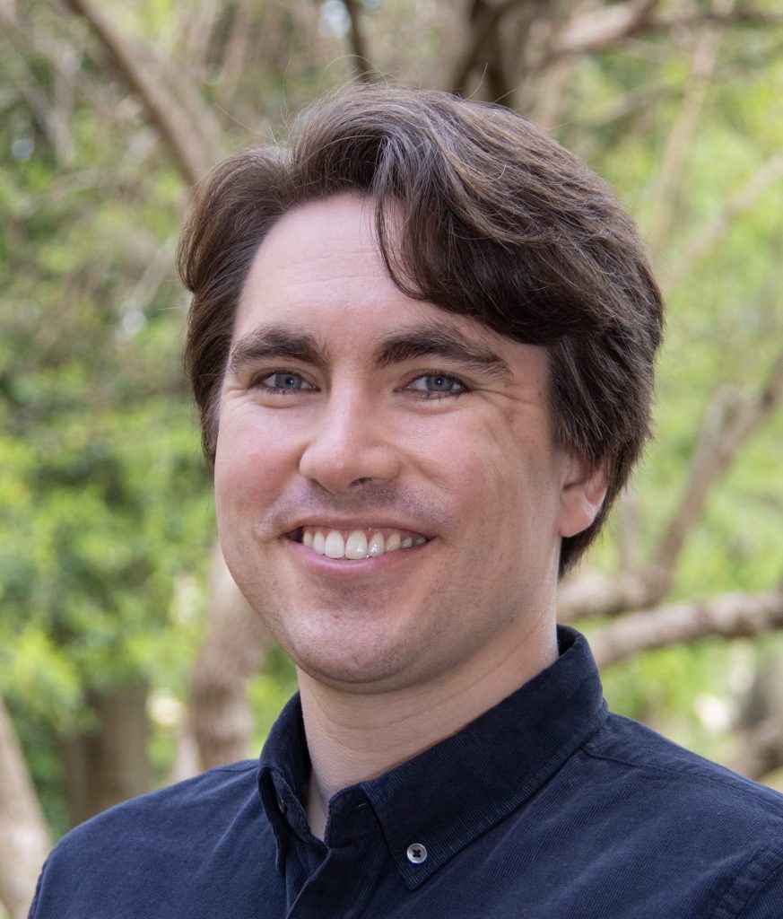 Headshot of Professor Daniel Muñoz