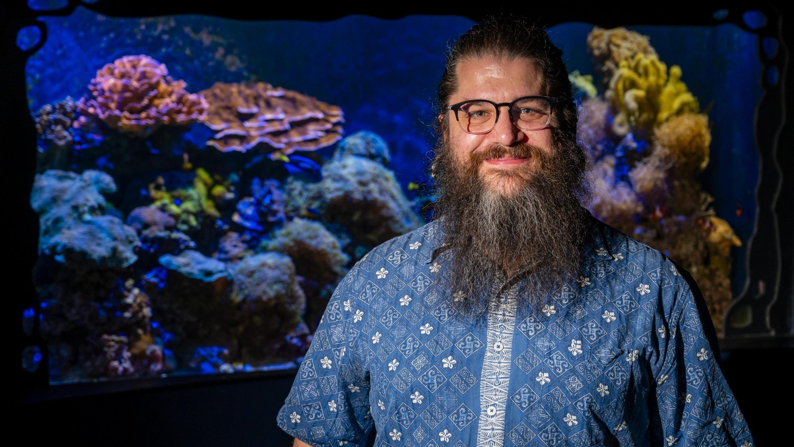 Featured Image for Dr. DEREK SKILLINGS: DIVING INTO THE BEHAVIOR OF SYMBIOTIC ORGANISMS