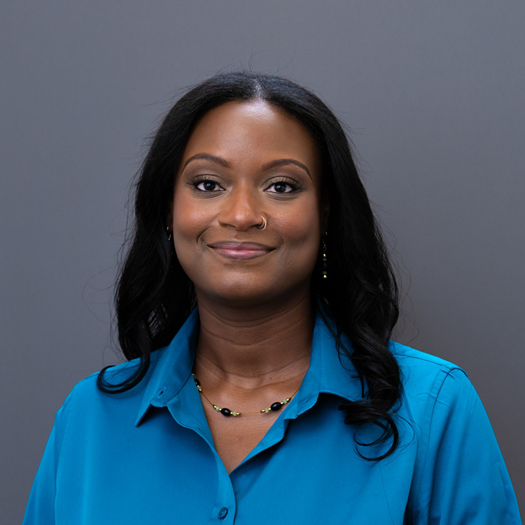 Dr. Jazmin Graves Eyssallenne